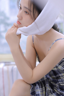 男模自慰出精